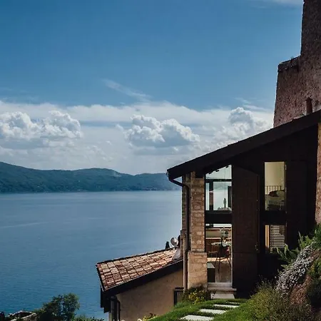 Contemporary House Gargnano